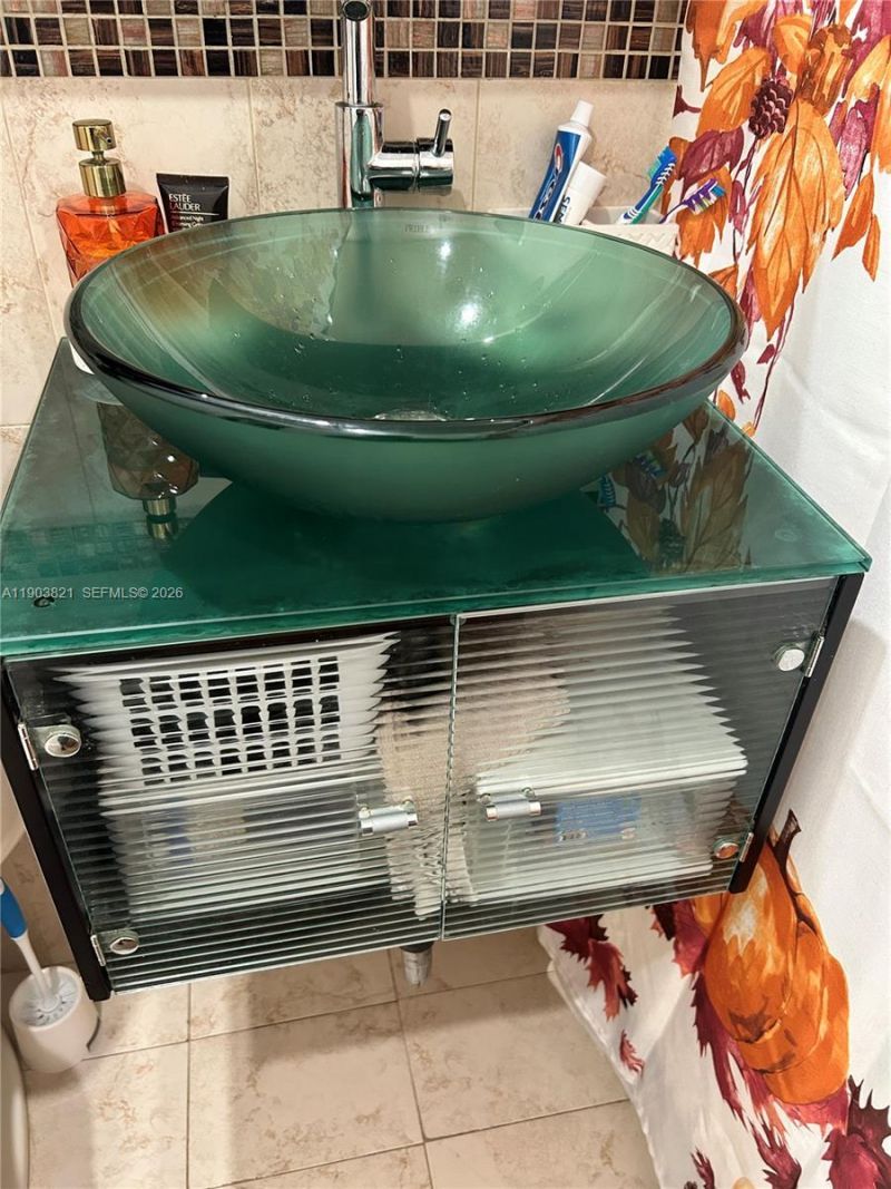 6341 E 6th Ave, Hialeah, FL 33013 Photo