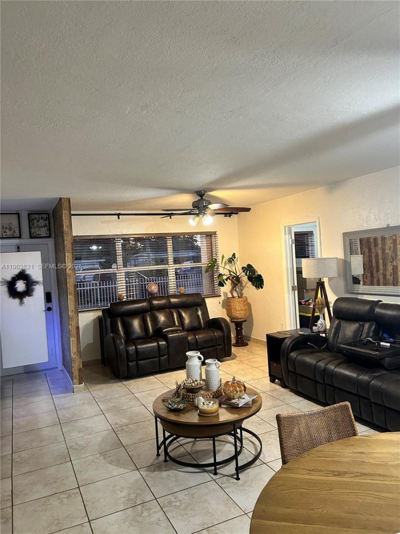 6341 E 6th Ave, Hialeah, FL 33013 Photo