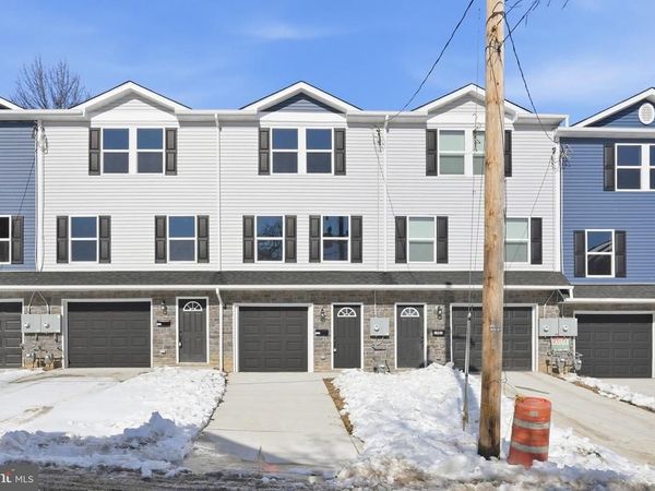 1401 A BROWN STREET, WILMINGTON, DE 19805