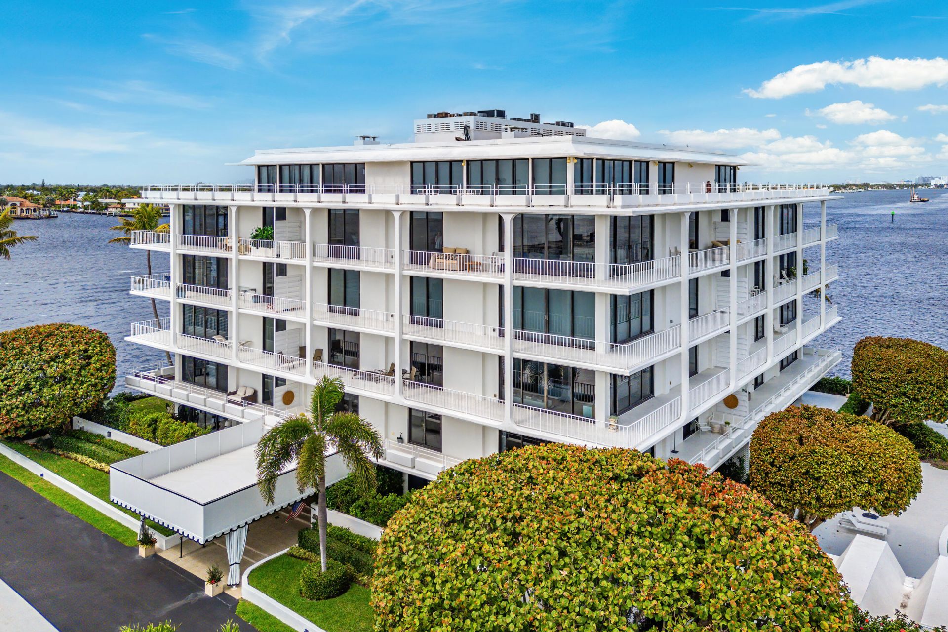 2150 Ibis Isle Road, Unit 8, Palm Beach, FL 33480 Photo