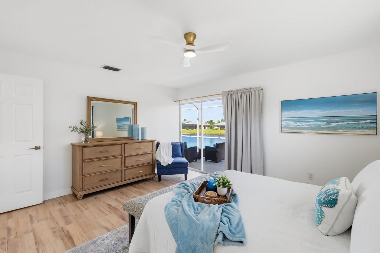 8711 51st Avenue W, Bradenton, FL 34210 Photo