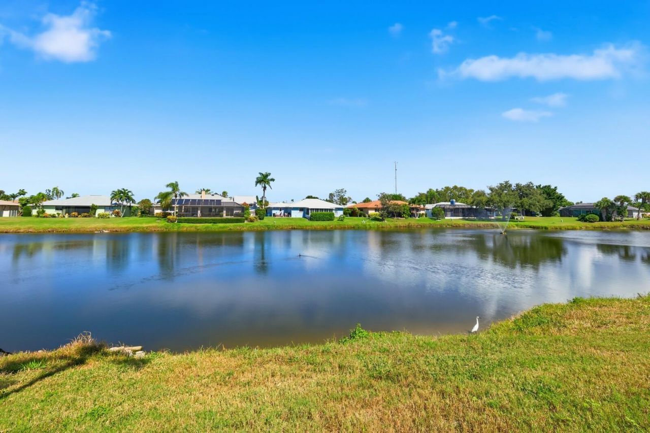 8711 51st Avenue W, Bradenton, FL 34210 Photo