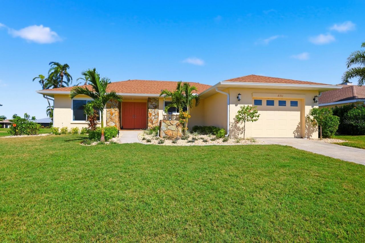 8711 51st Avenue W, Bradenton, FL 34210 Photo