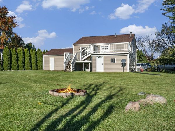 507 Buffalo Court, Nappanee, IN 46550