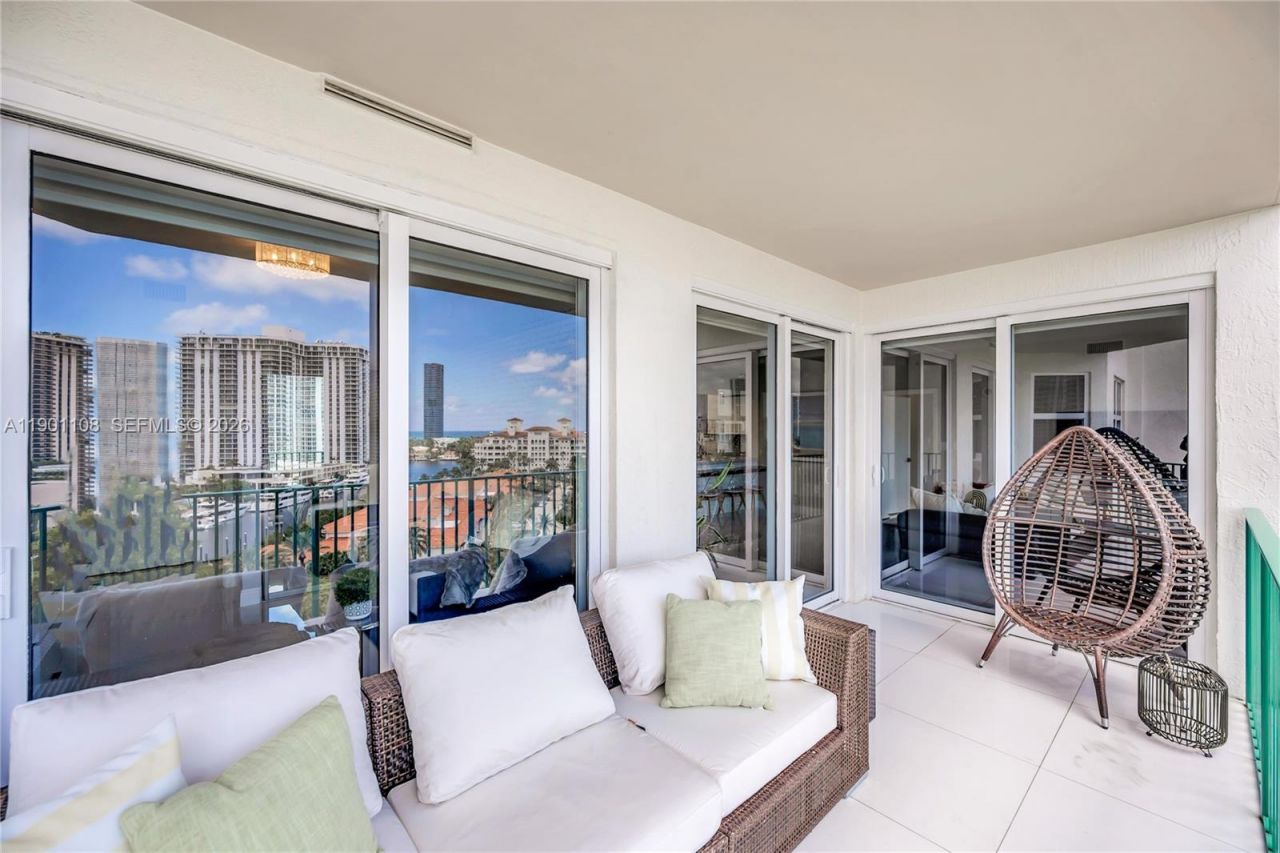 19900 E Country Club Dr, Unit 1003, Aventura, FL 33180 Photo