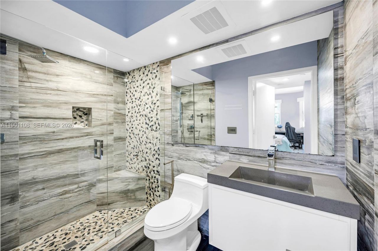 19900 E Country Club Dr, Unit 1003, Aventura, FL 33180 Photo