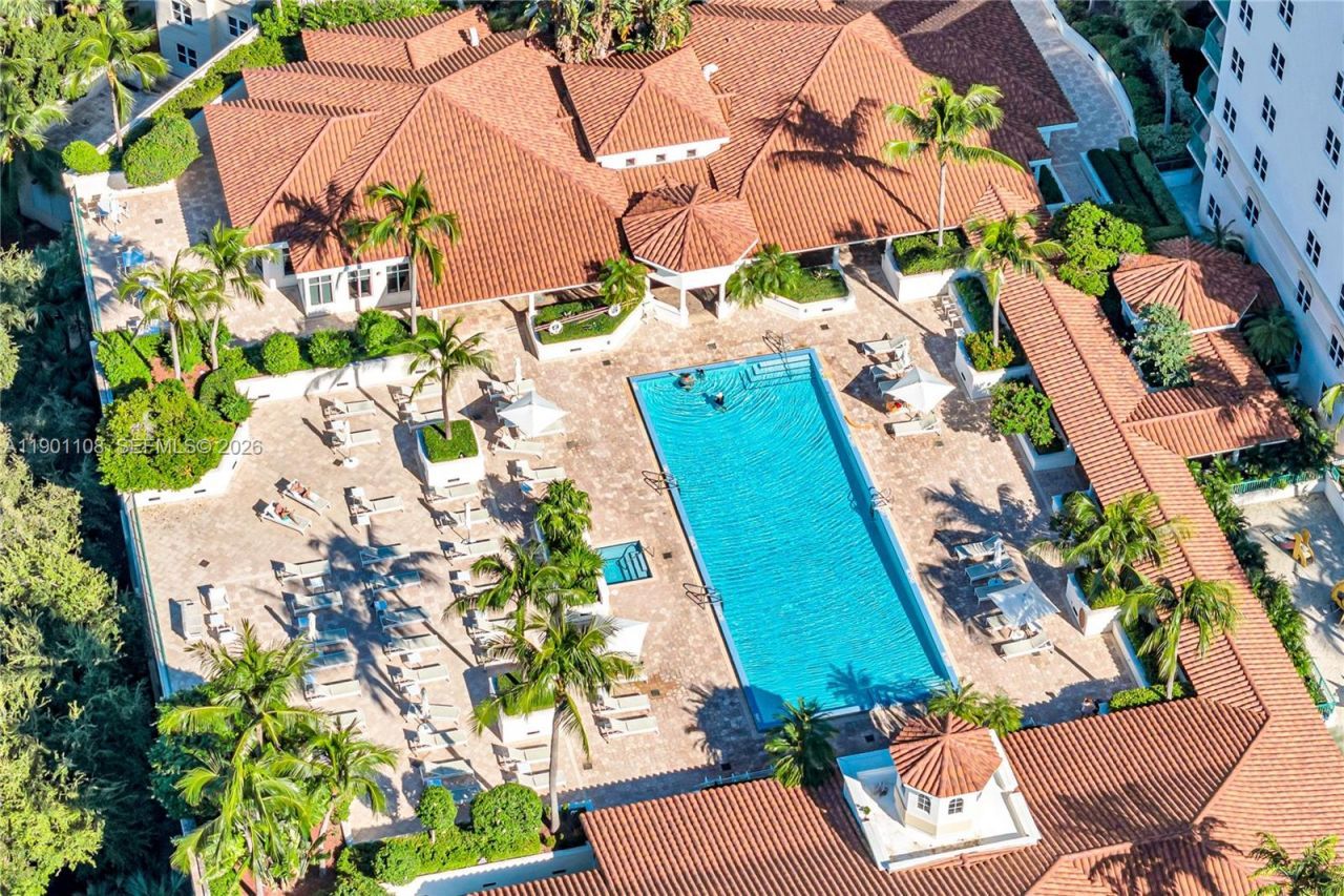 19900 E Country Club Dr, Unit 1003, Aventura, FL 33180 Photo
