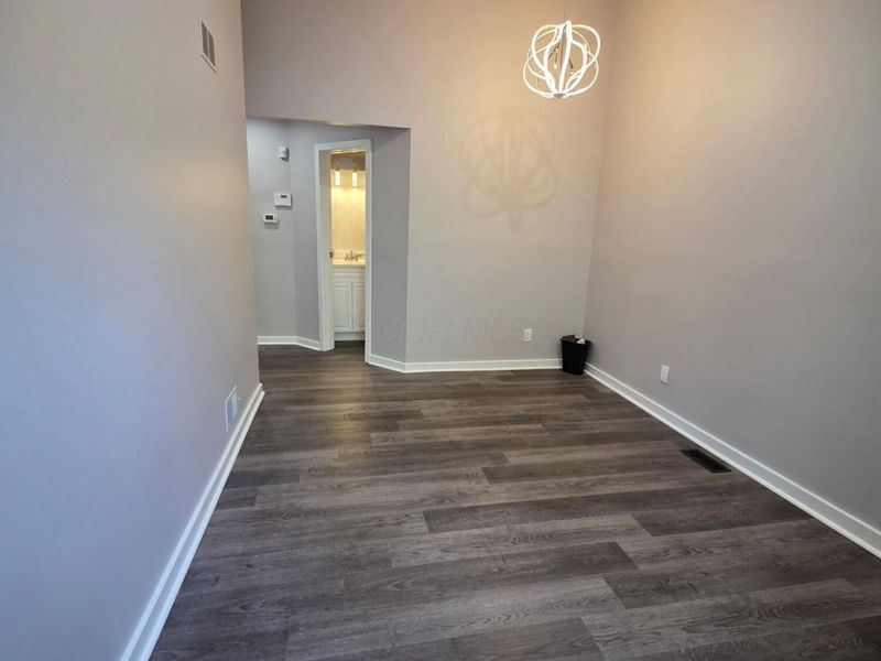 5018 Pine Creek Drive, Unit B, Westerville, OH 43081 Photo 3