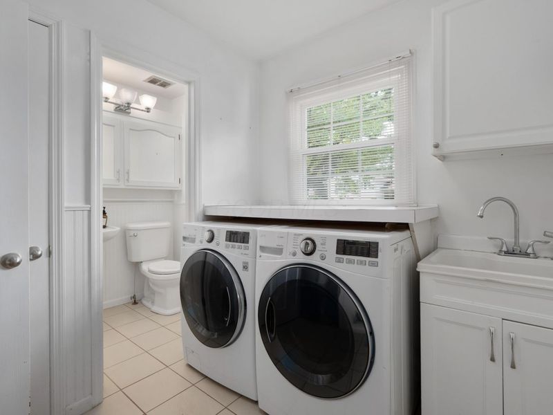 4260 Reedbury Lane, Columbus, OH 43220 Photo 12