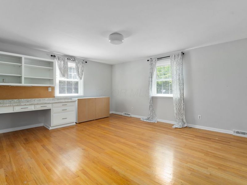 4260 Reedbury Lane, Columbus, OH 43220 Photo 16