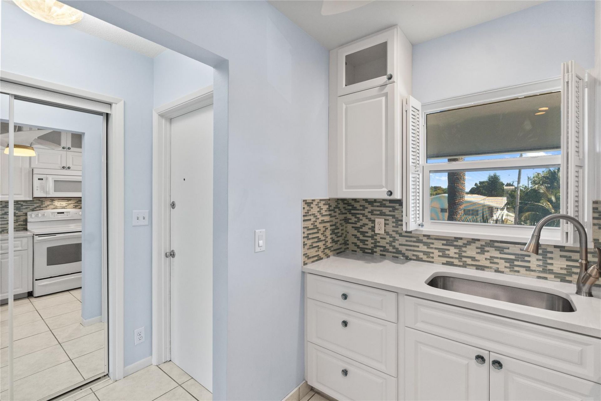 2050 NE 39th Street, Unit 302E, Pompano Beach, FL 33064 Photo