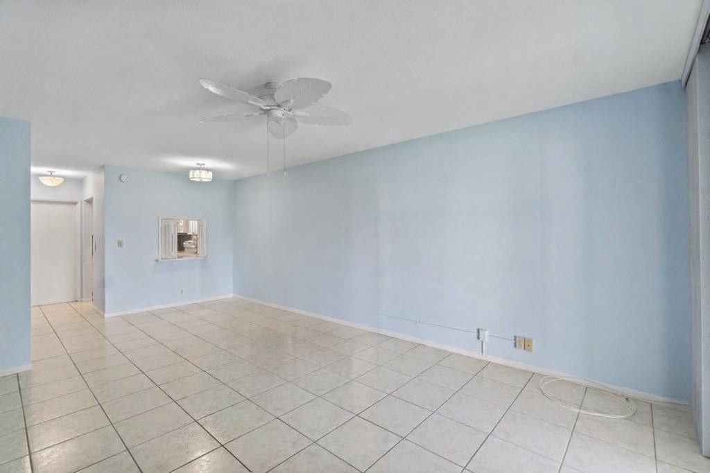 2050 NE 39th Street, Unit 302E, Pompano Beach, FL 33064 Photo