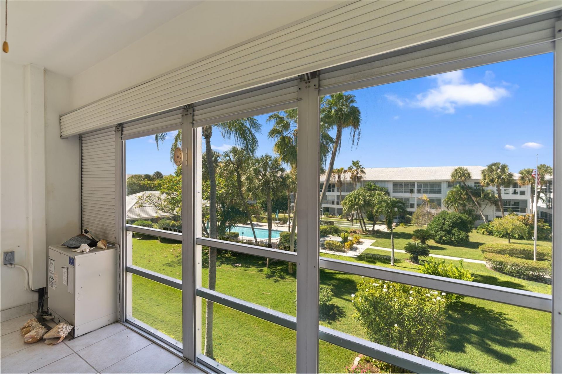 2050 NE 39th Street, Unit 302E, Pompano Beach, FL 33064 Photo