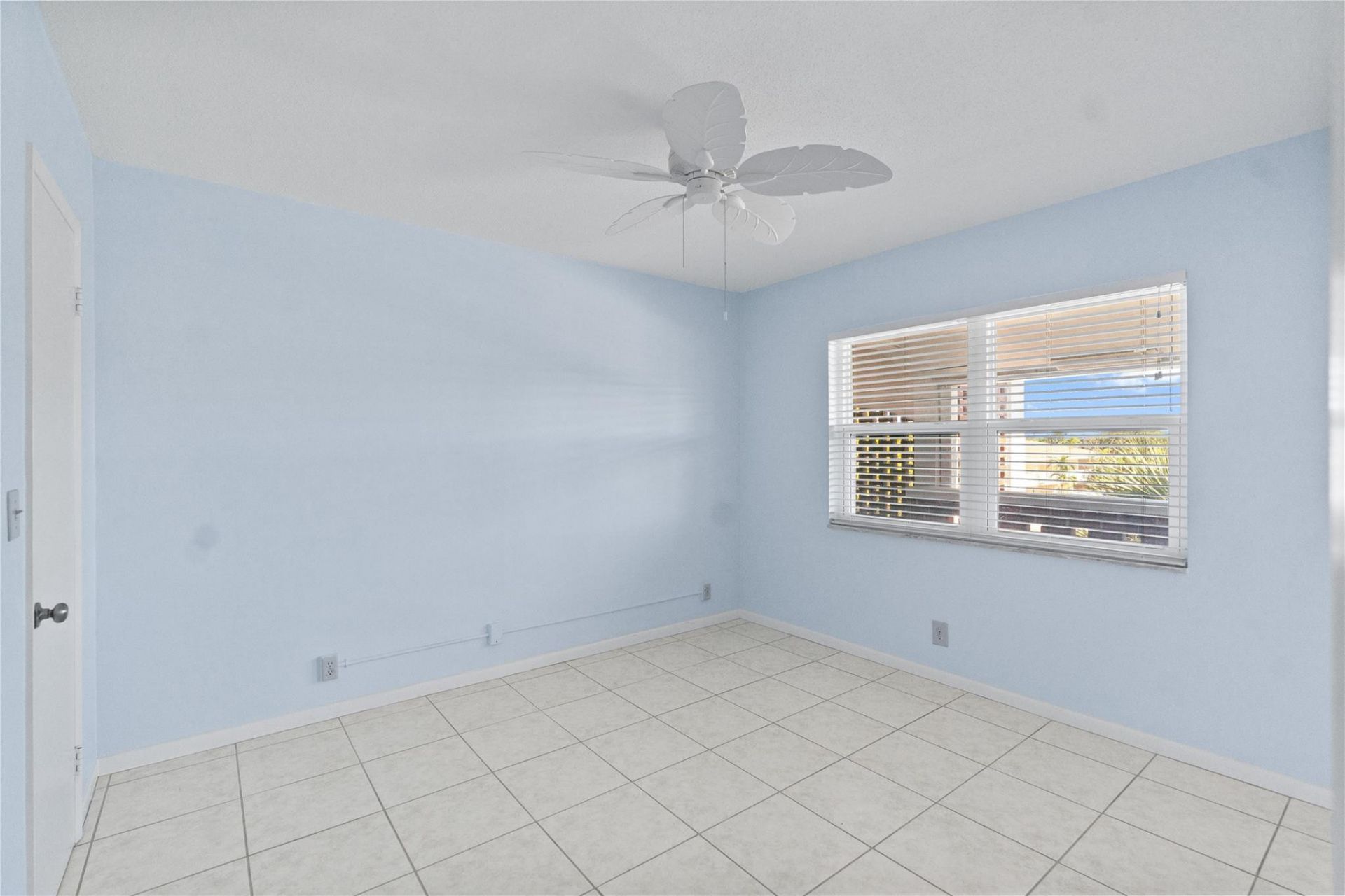 2050 NE 39th Street, Unit 302E, Pompano Beach, FL 33064 Photo