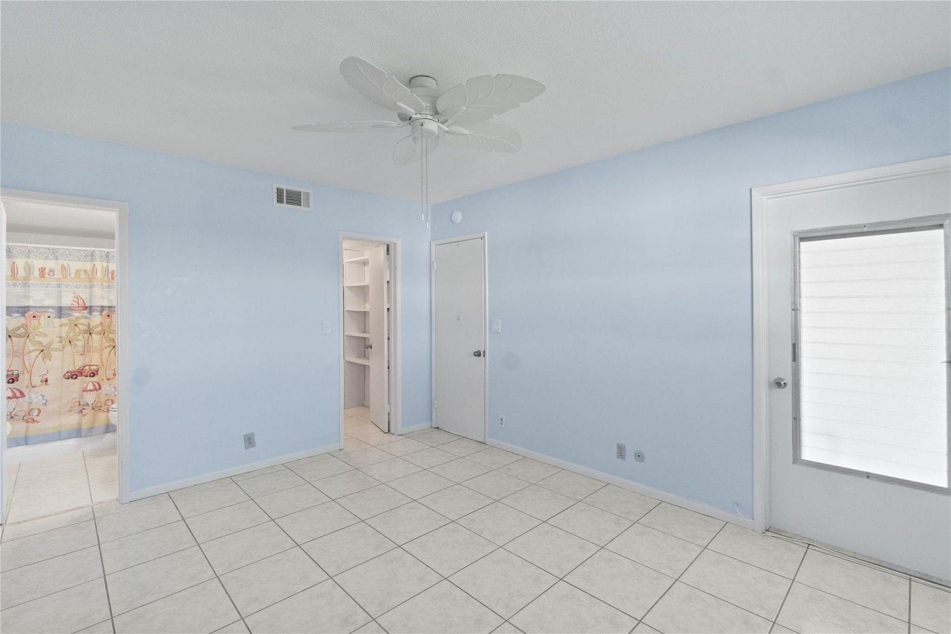 2050 NE 39th Street, Unit 302E, Pompano Beach, FL 33064 Photo
