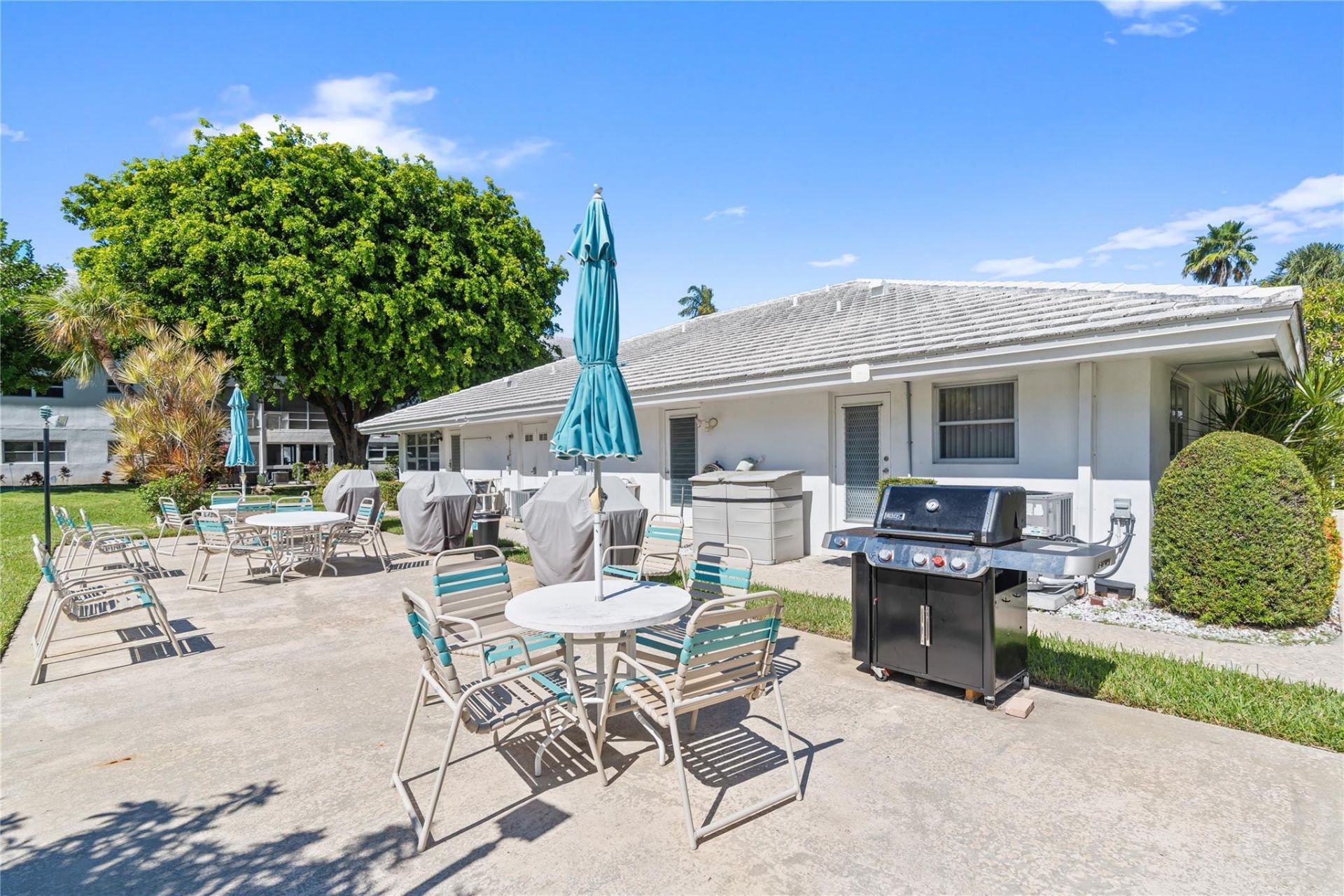 2050 NE 39th Street, Unit 302E, Pompano Beach, FL 33064 Photo