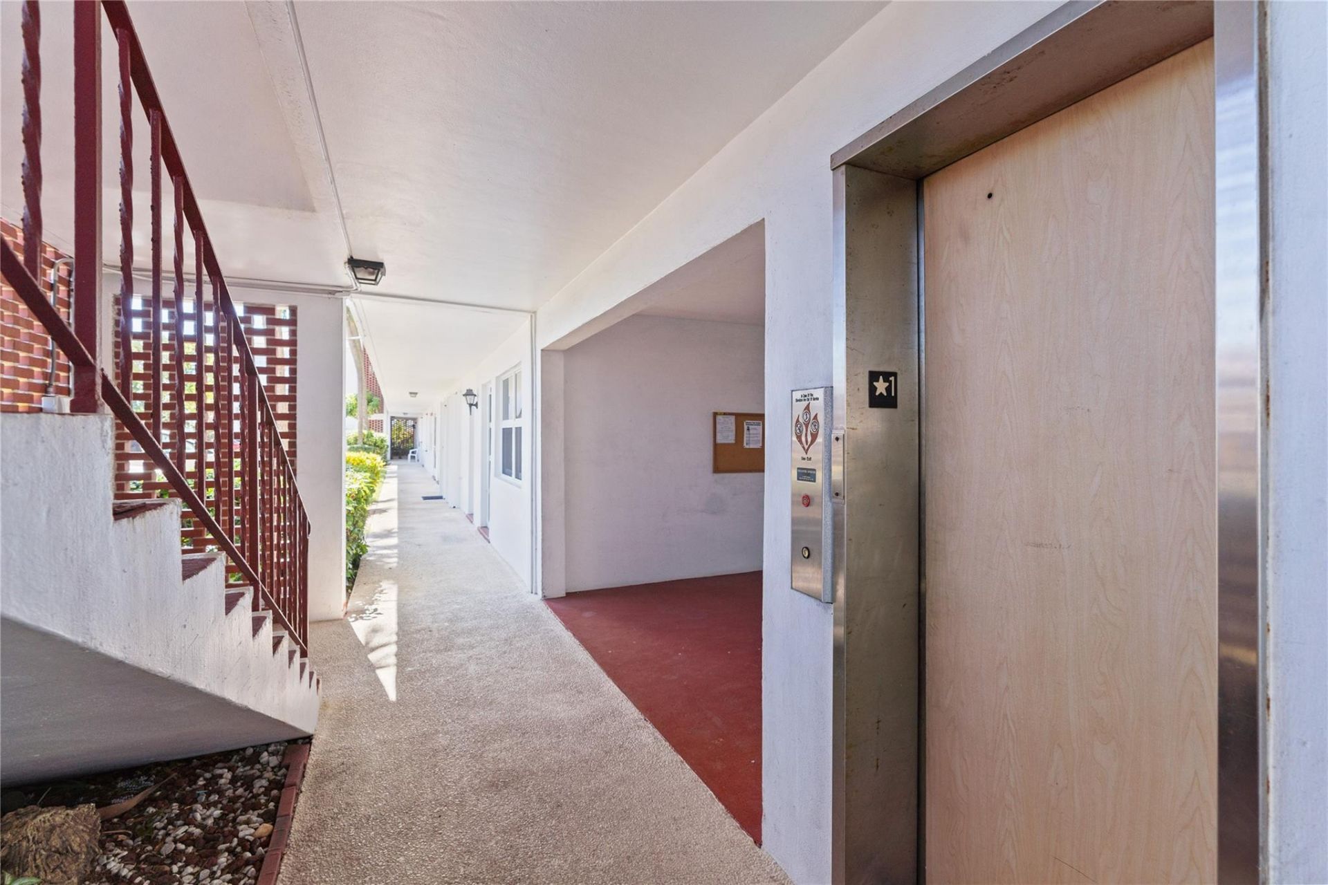 2050 NE 39th Street, Unit 302E, Pompano Beach, FL 33064 Photo