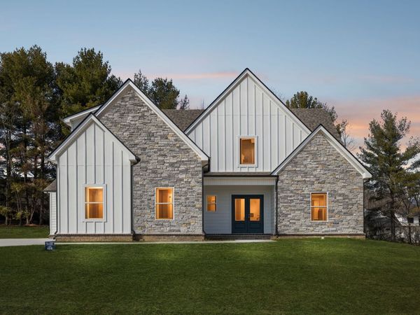 281 Estates Dr, Smithville, TN 37166