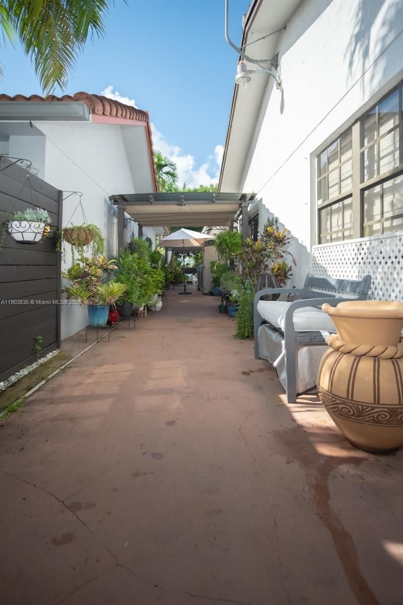 15076 SW 63rd Ter, Miami, FL 33193 Photo