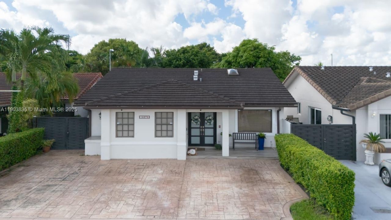 15076 SW 63rd Ter, Miami, FL 33193 Photo