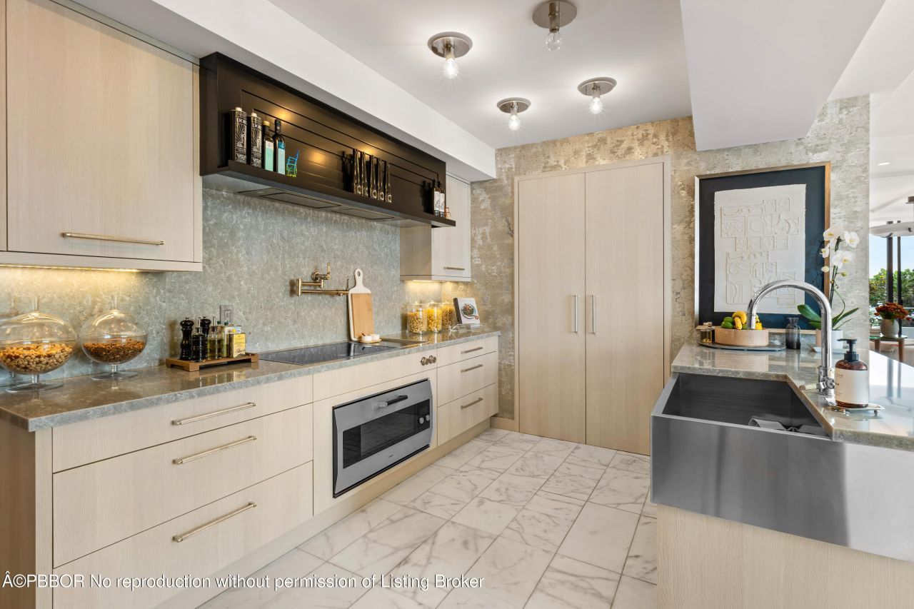 2150 Ibis Isle Road, Unit 0080, Palm Beach, FL 33480 Photo