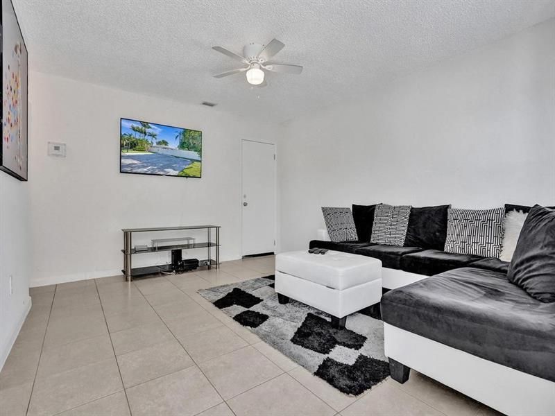 4422 Seagrape Drive, Unit 1, Lauderdale by the Sea, FL 33308 Photo
