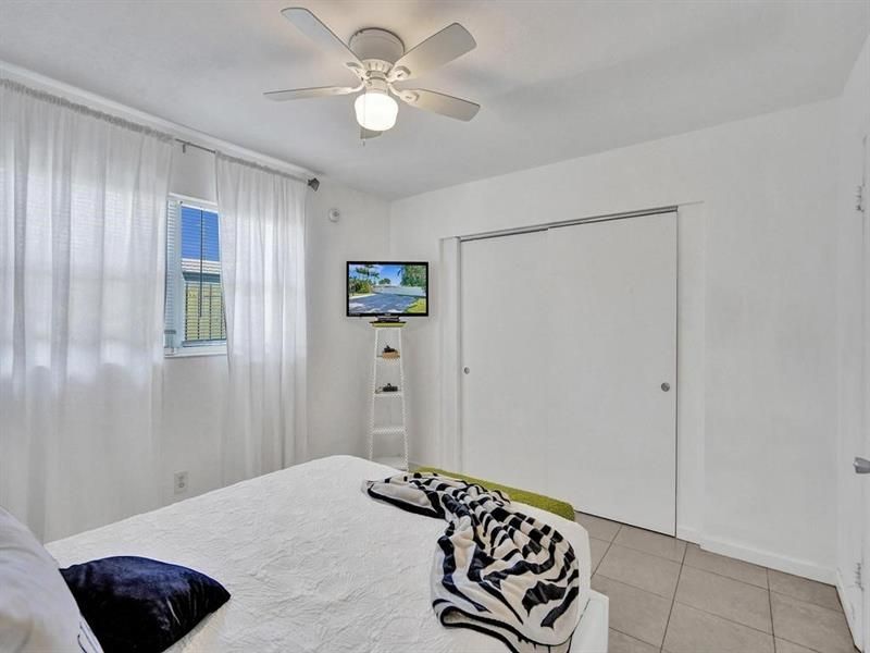 4422 Seagrape Drive, Unit 1, Lauderdale by the Sea, FL 33308 Photo