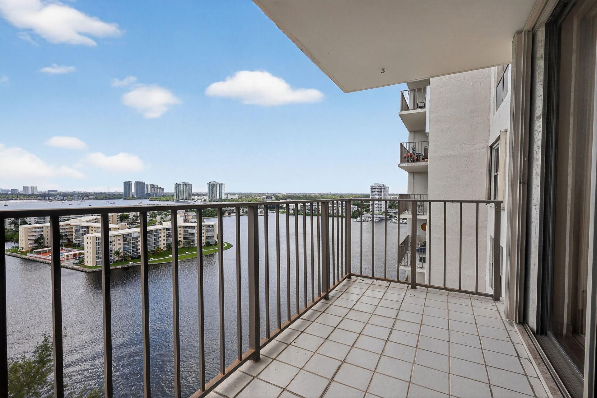 18151 NE 31st Court, Unit 1709, Aventura, FL 33160 Photo