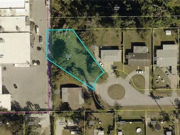 2107 Unity AVE, FORT MYERS, FL 33901
