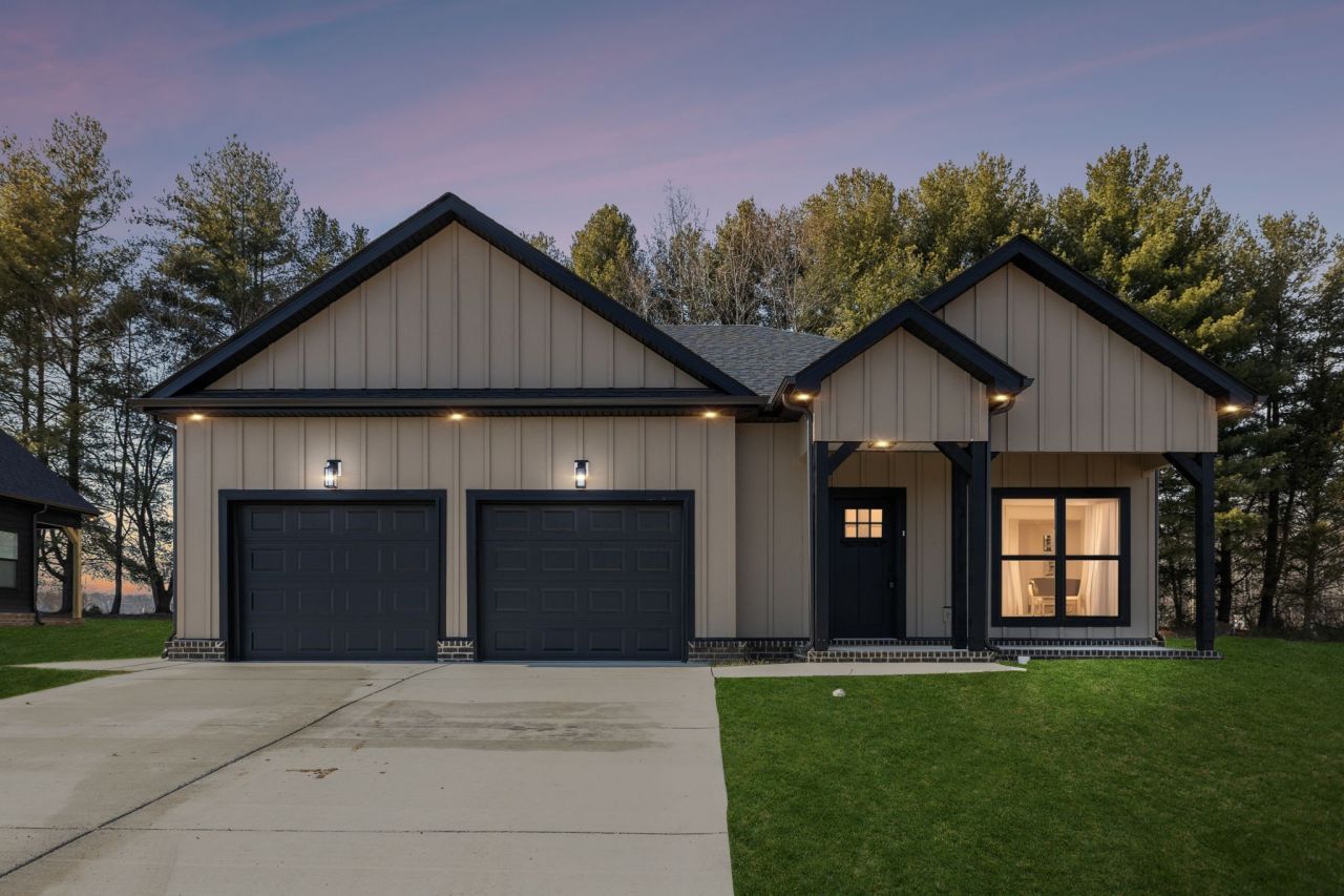 295 Estates Dr, Smithville, TN 37166 Main Photo