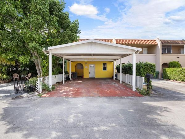 7144 W 2nd Ln, Hialeah, FL 33014