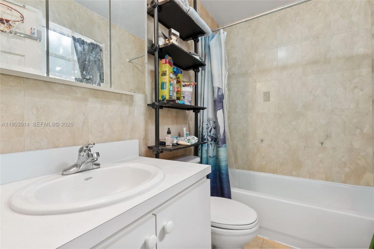 7144 W 2nd Ln, Hialeah, FL 33014 Photo