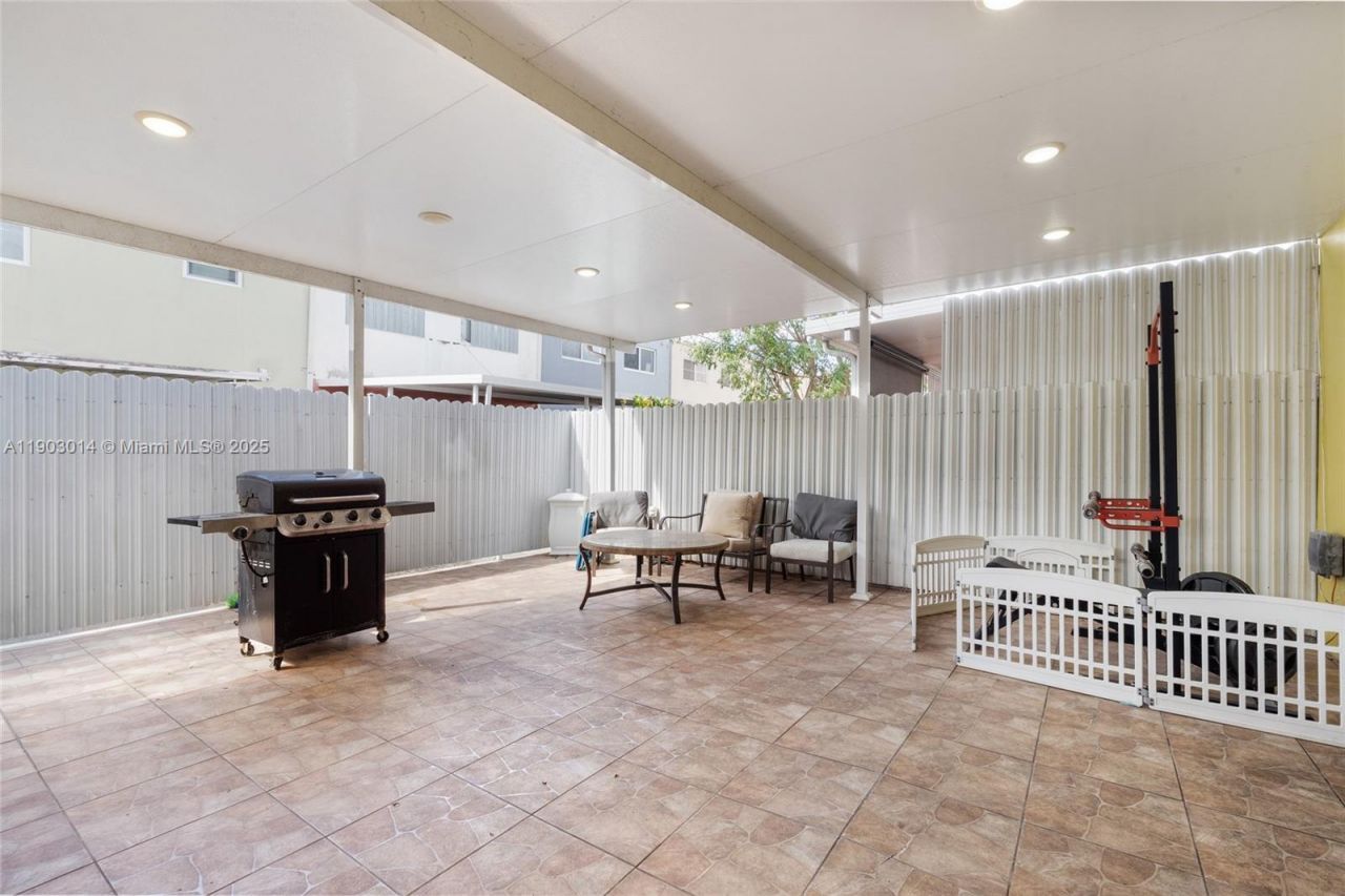 7144 W 2nd Ln, Hialeah, FL 33014 Photo