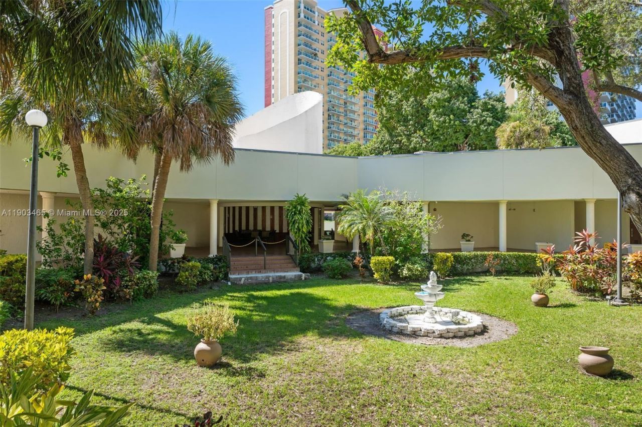 17021 N Bay Rd, Unit 516, Sunny Isles Beach, FL 33160 Photo