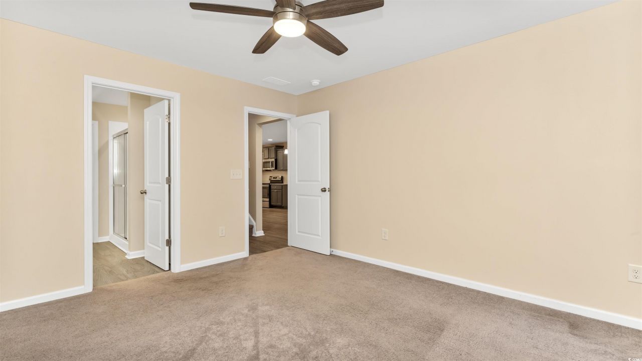 132 Machrie Loop Photo 19