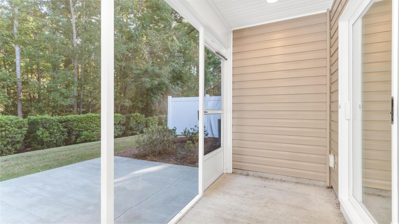 132 Machrie Loop Photo 29