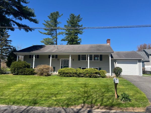 25 Pine Street, Albany, NY 12203