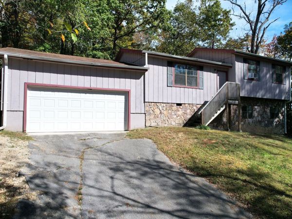 1315 Coffelt Road, Hixson, TN 37343