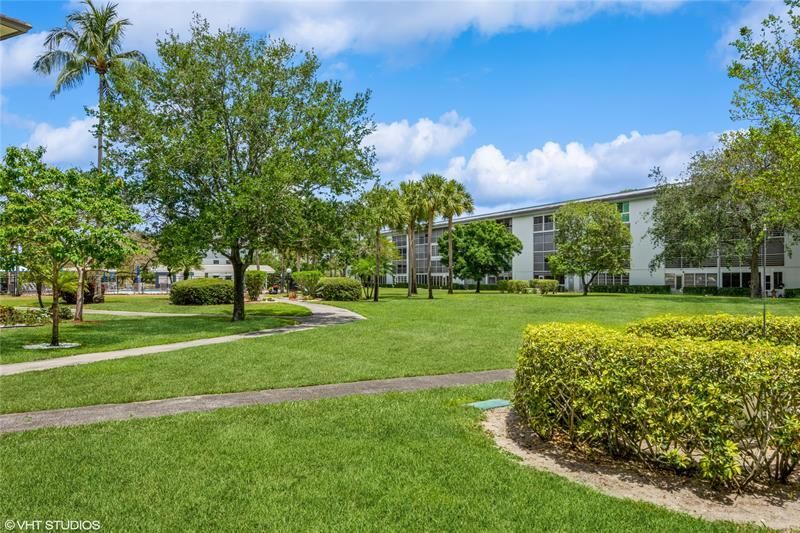 2805 Victoria Way, Unit D1, Coconut Creek, FL 33066 Photo