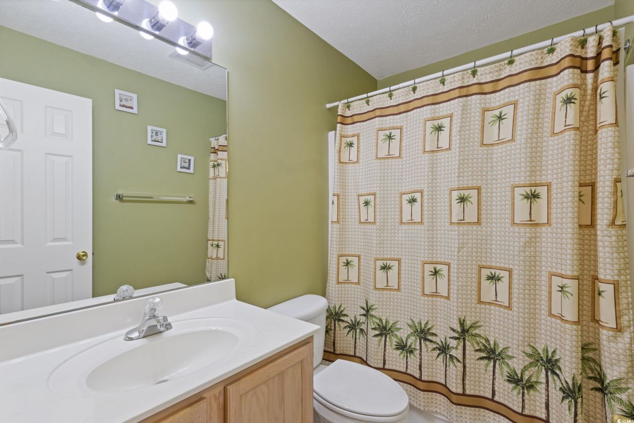 577 Blue River Ct. Photo 13