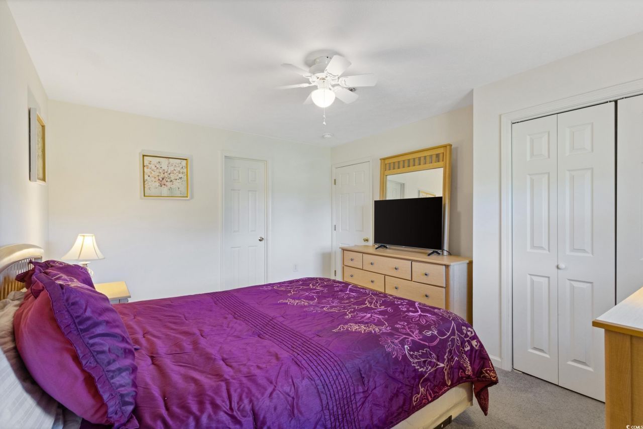 577 Blue River Ct. Photo 15