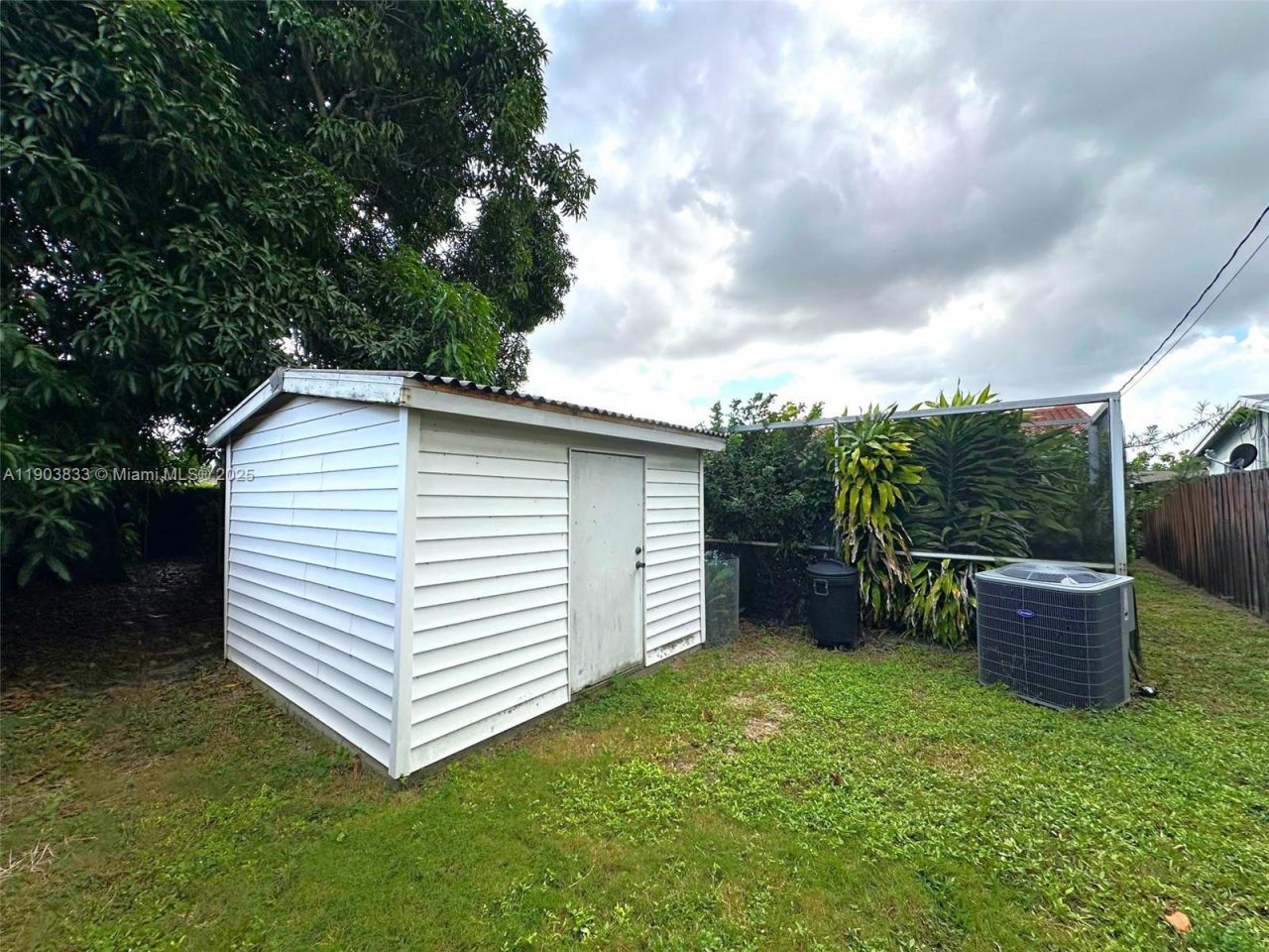 2431 Sabal Palm Dr, Miramar, FL 33023 Photo