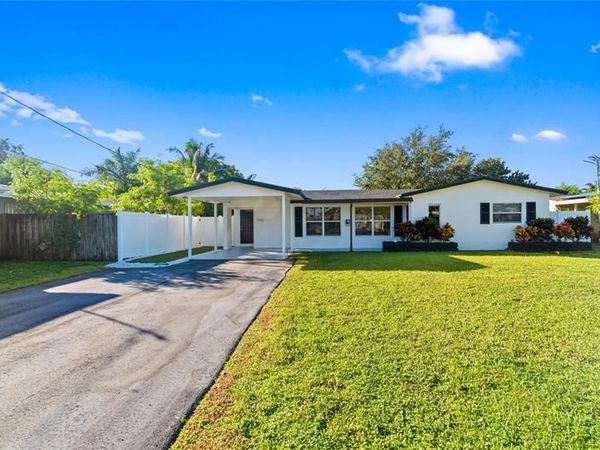1960 NW 32nd Court, Fort Lauderdale, FL 33309