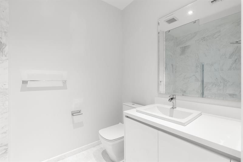 701 N Fort Lauderdale Beach Boulevard, Unit 214, Fort Lauderdale, FL 33304 Photo