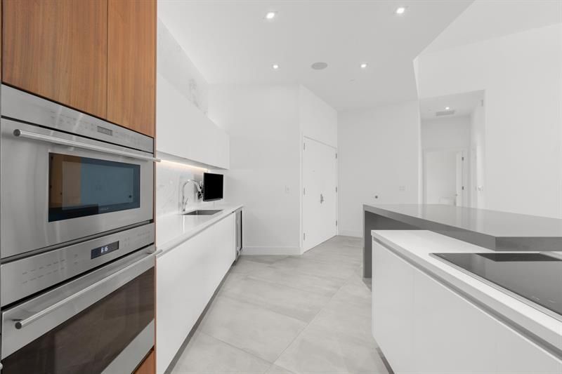 701 N Fort Lauderdale Beach Boulevard, Unit 214, Fort Lauderdale, FL 33304 Photo