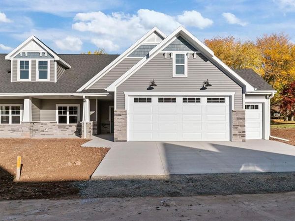 W5002 COTTAGE LANE, Sherwood, WI 54169