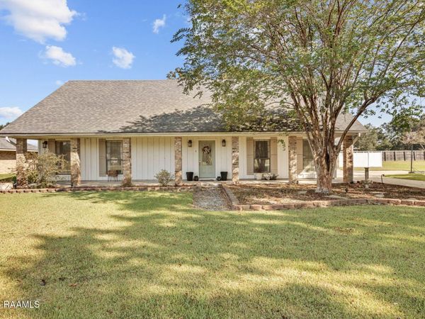313 Crossbow Drive, New Iberia, LA 70563