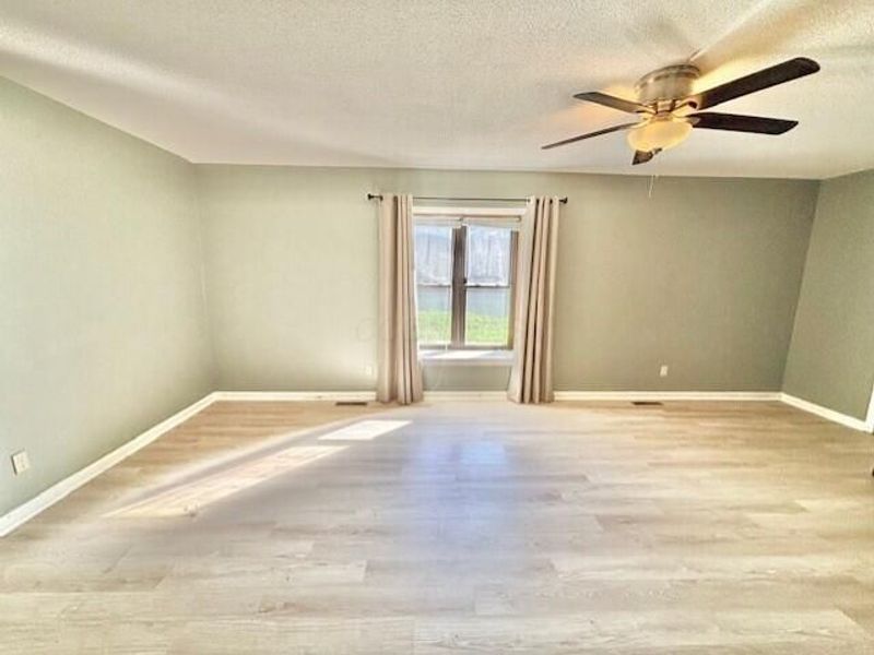 1591 Stephanie Court, Columbus, OH 43232 Photo 5