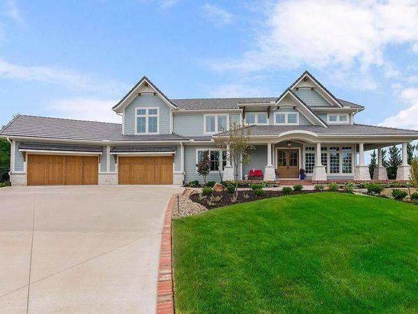 25373 W 107th Terrace, Olathe, KS 66061