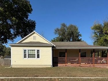 602 W Broadway Street, Plattsburg, MO 64477